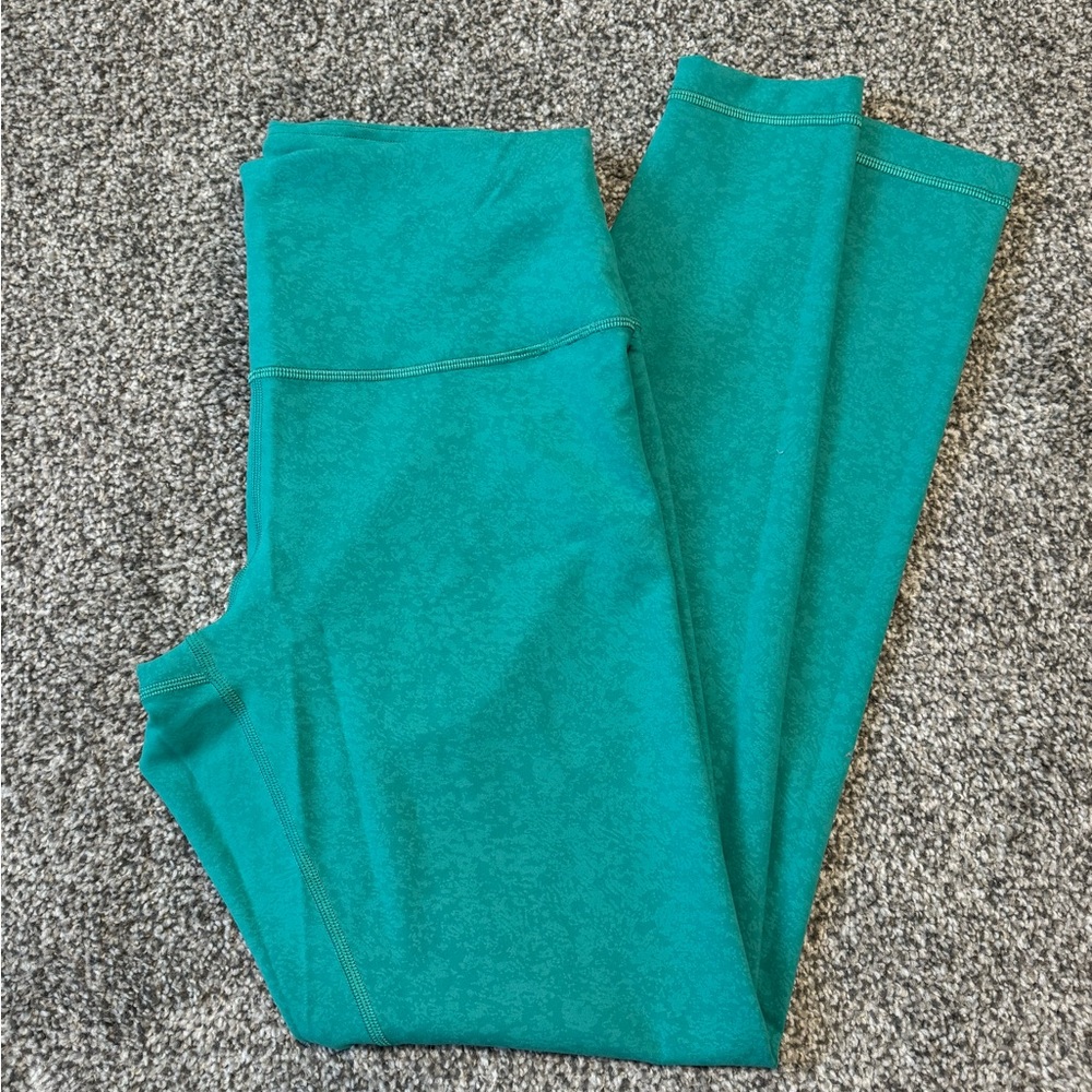 Lululemon Wunder Train Contour Fit High Rise Tight 28"